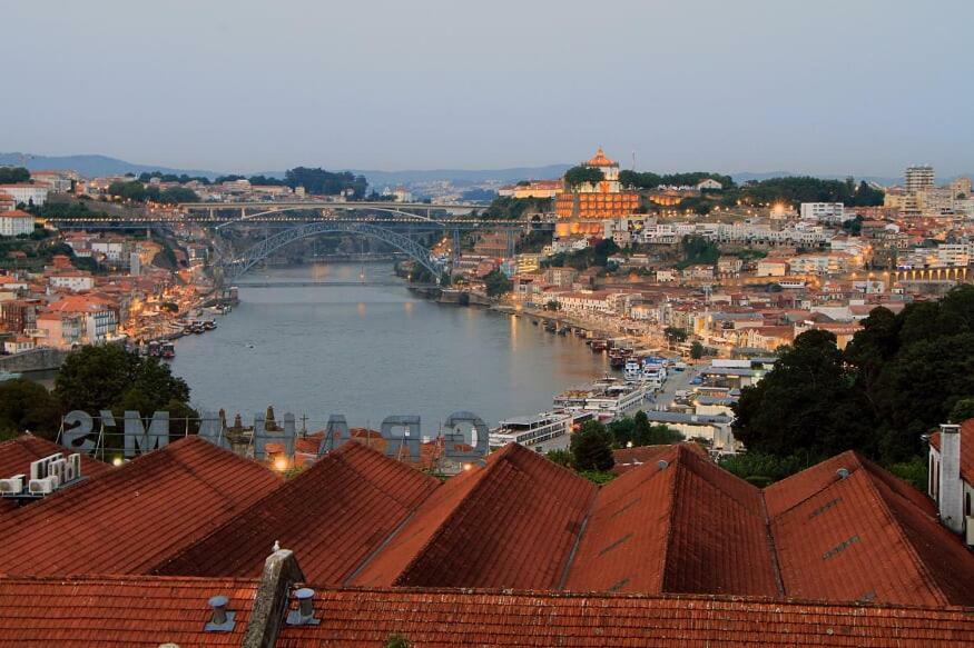 Historical Porto/Gaia Apartment Ngoại thất bức ảnh